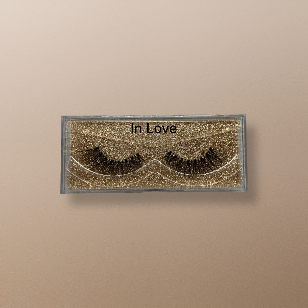 Clearagic Eyelashes In Love Style
