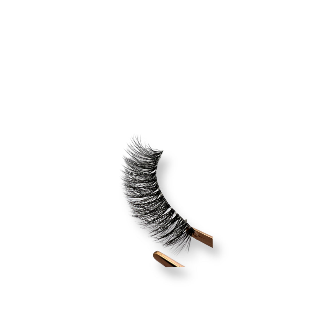 Clearagic Eyelashes Golden Style