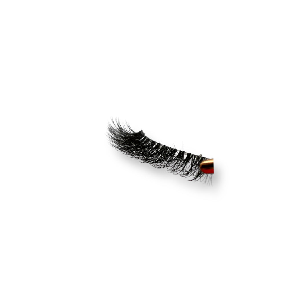 Clearagic Eyelashes Golden Style